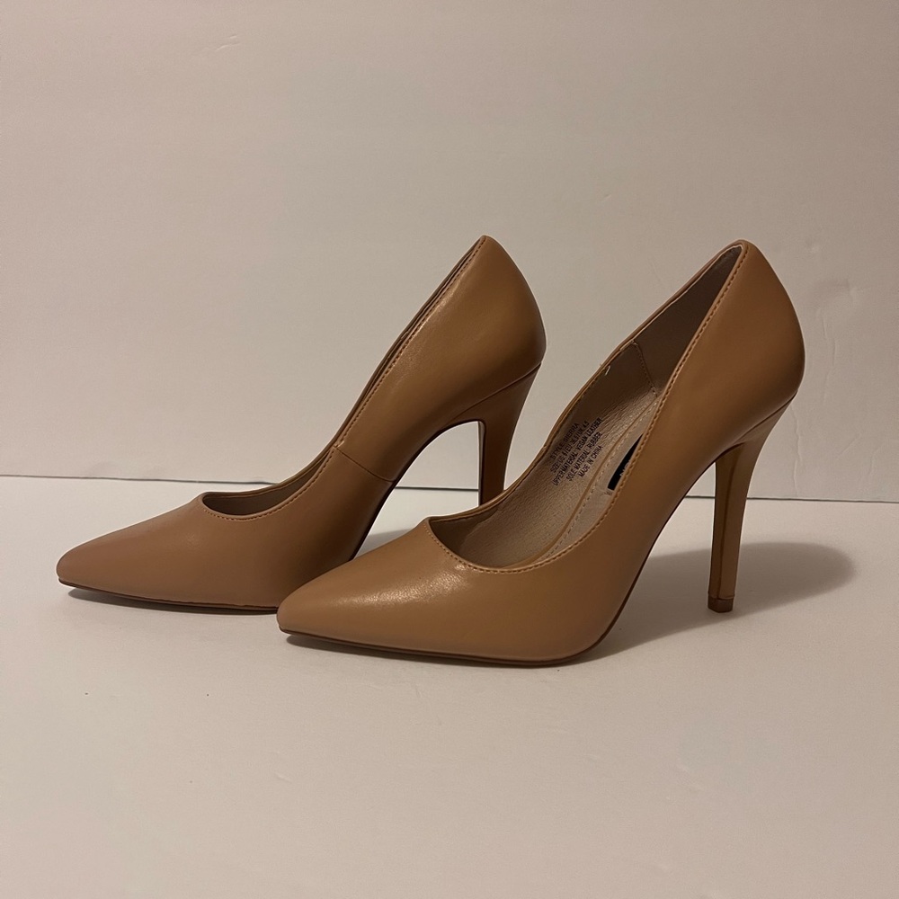 NIB French Connection Sierra Mar Nude Heels